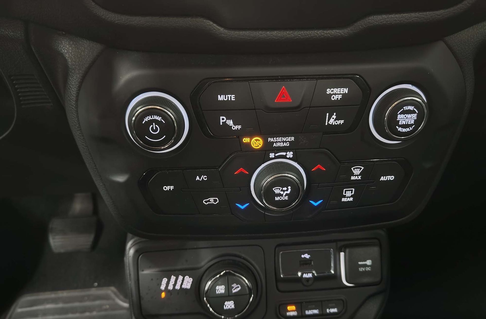 Jeep Renegade 1.3 PHEV 4xe Limited - foto 24