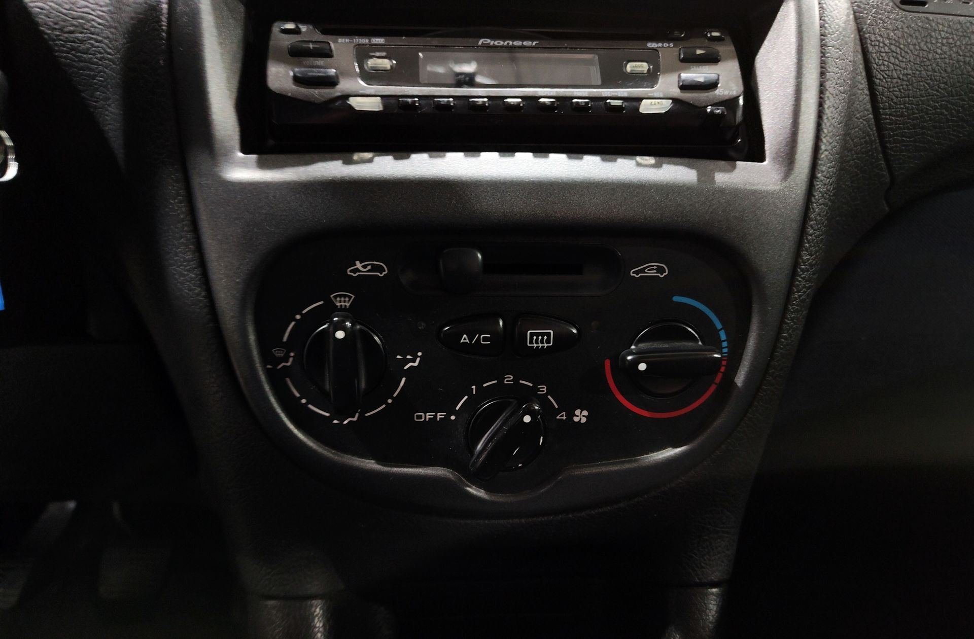 Peugeot 206 1.4 HDi E-Music - foto 16