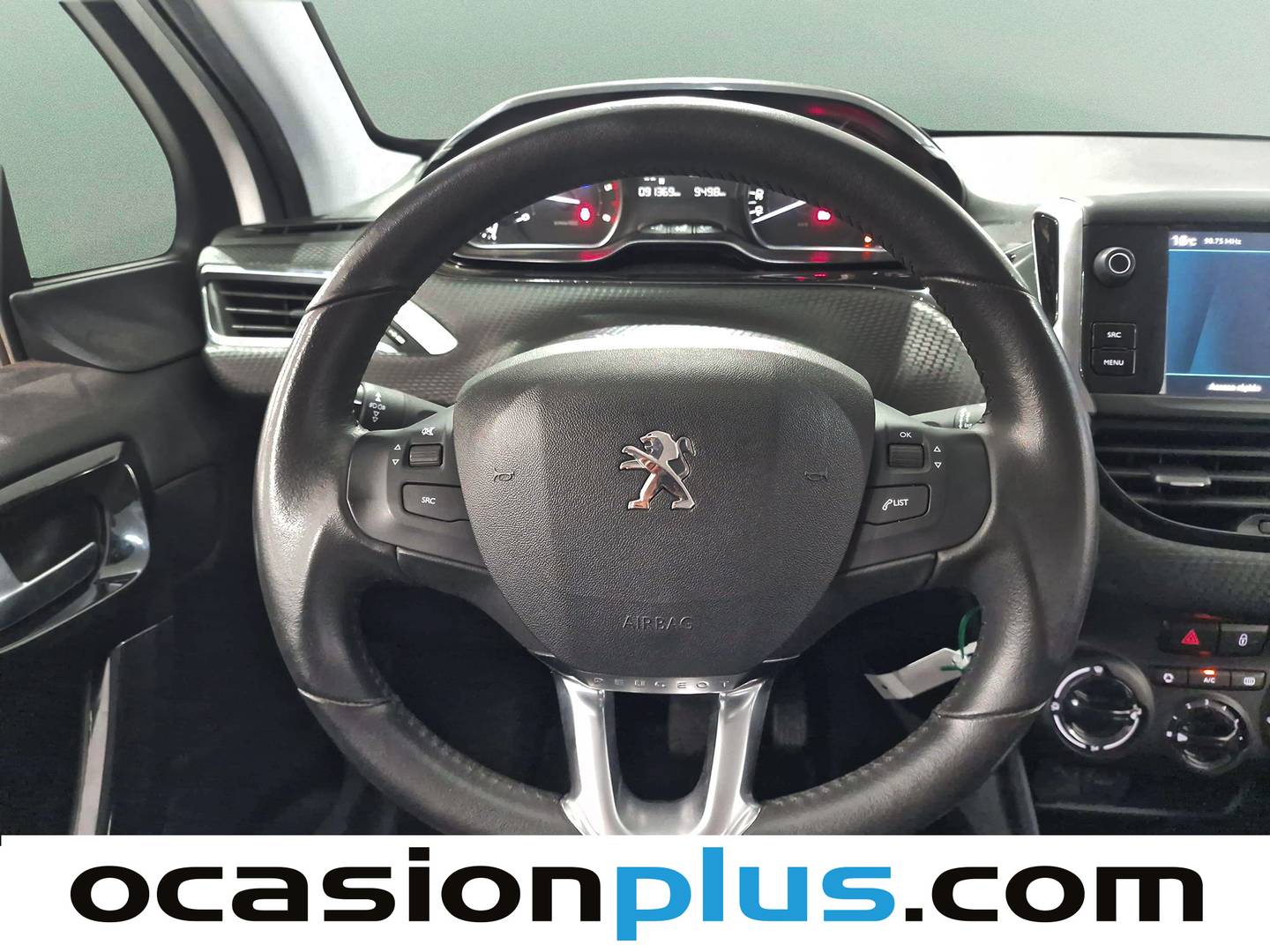 Foto Peugeot 2008 Peugeot 2008 BlueHDi 100 Signature  (100 CV)