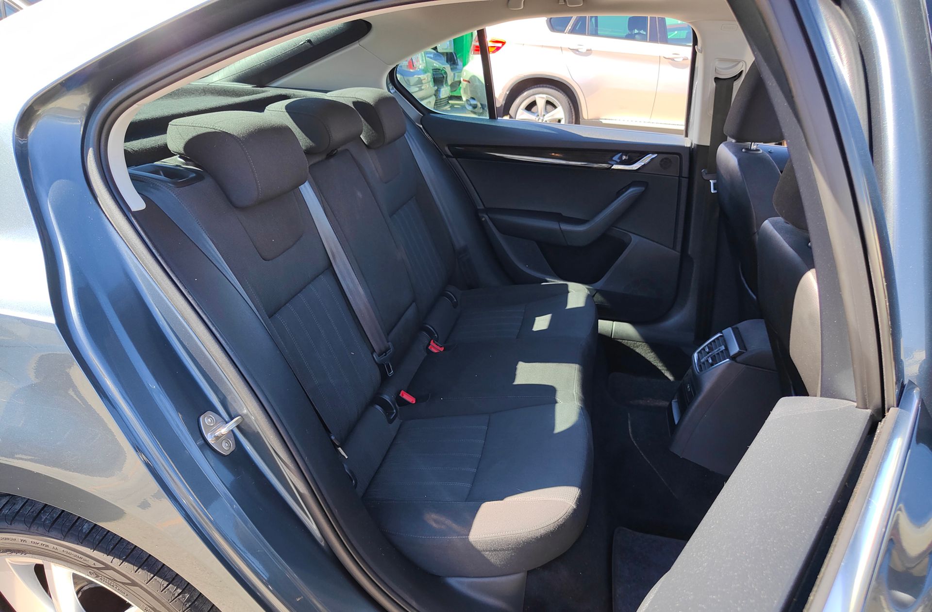 Škoda Octavia 1.5 TSI Style - foto 19