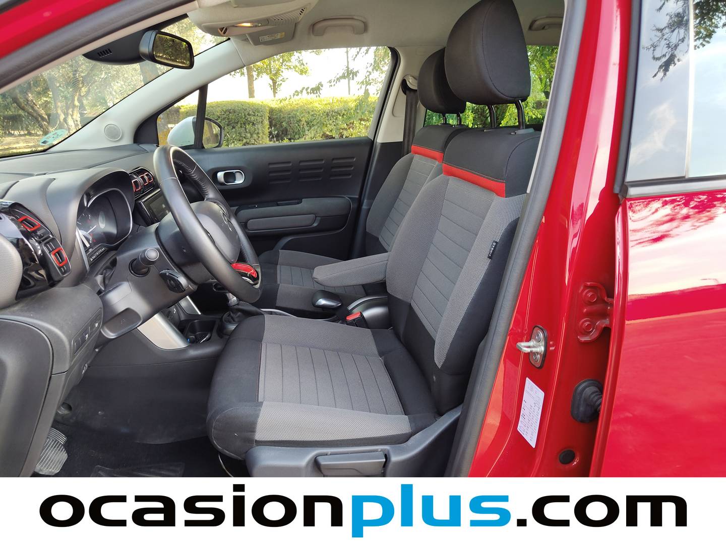 Foto asientos delanteros Citroën C3 Aircross Citroën C3 Aircross PureTech 110 S&S Shine EAT6 (110 CV)