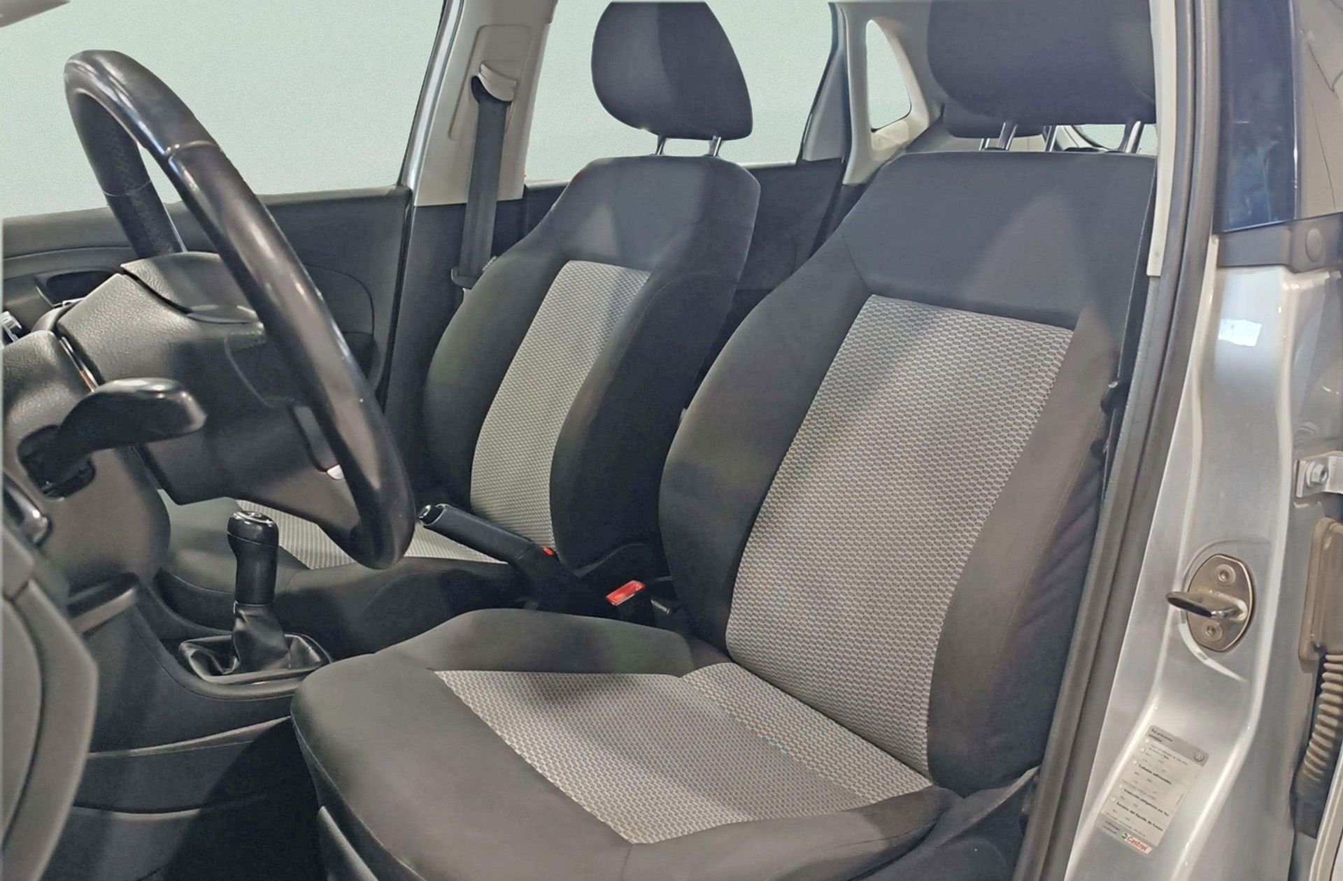 Volkswagen Polo Advance 1.4 - foto 9