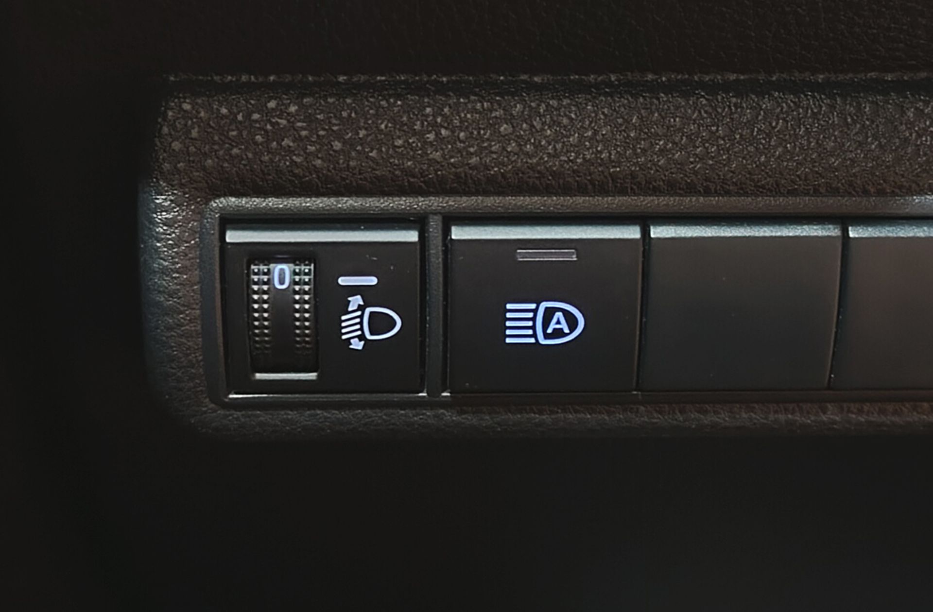 Toyota Corolla Touring Sports 125H Active Tech E-CVT - foto 24