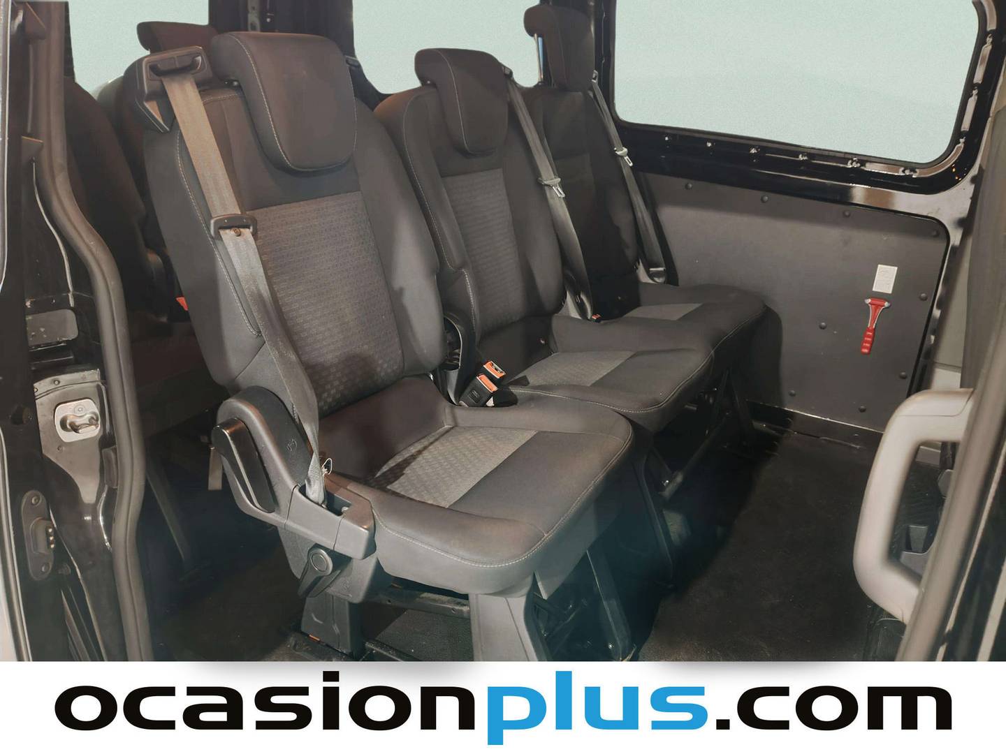 Foto Ford Transit Custom Ford Transit Custom Kombi 2.0 TDCI 320 L1 Trend (130 CV) 9 Plazas siete plazas