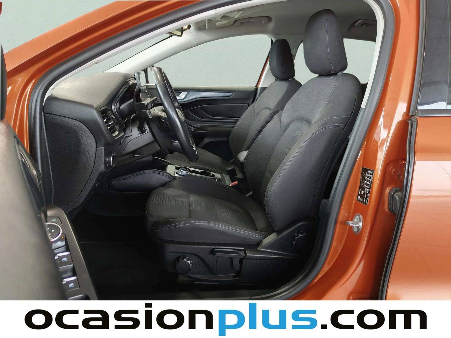Foto asientos delanteros Ford Focus Ford Focus SportBreak 1.0 Ecoboost Active Auto (125 CV)