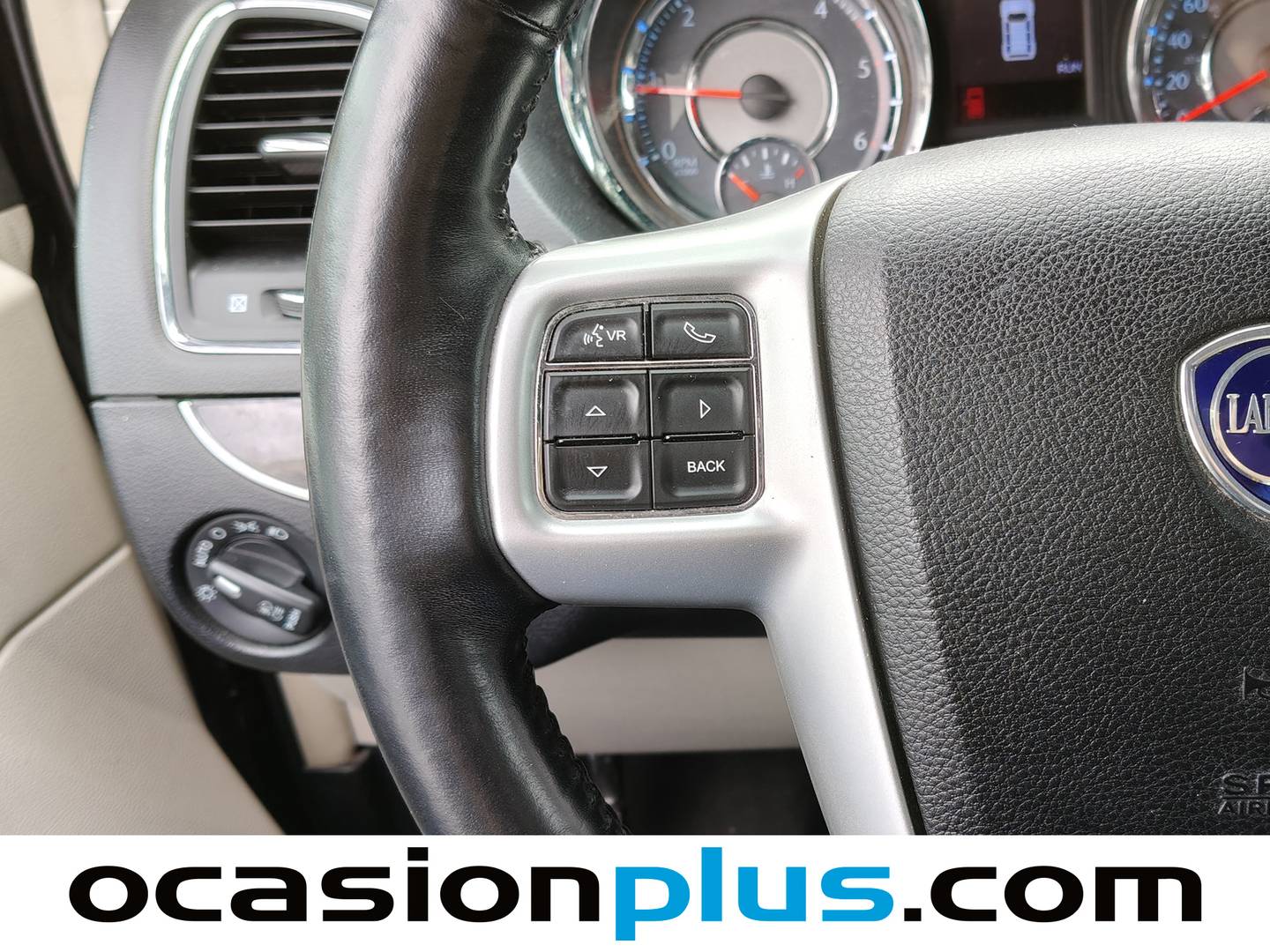 Lancia Voyager Lancia Voyager 2.8 CRD PLATINUM  (177 CV) 7 Plazas 177cv