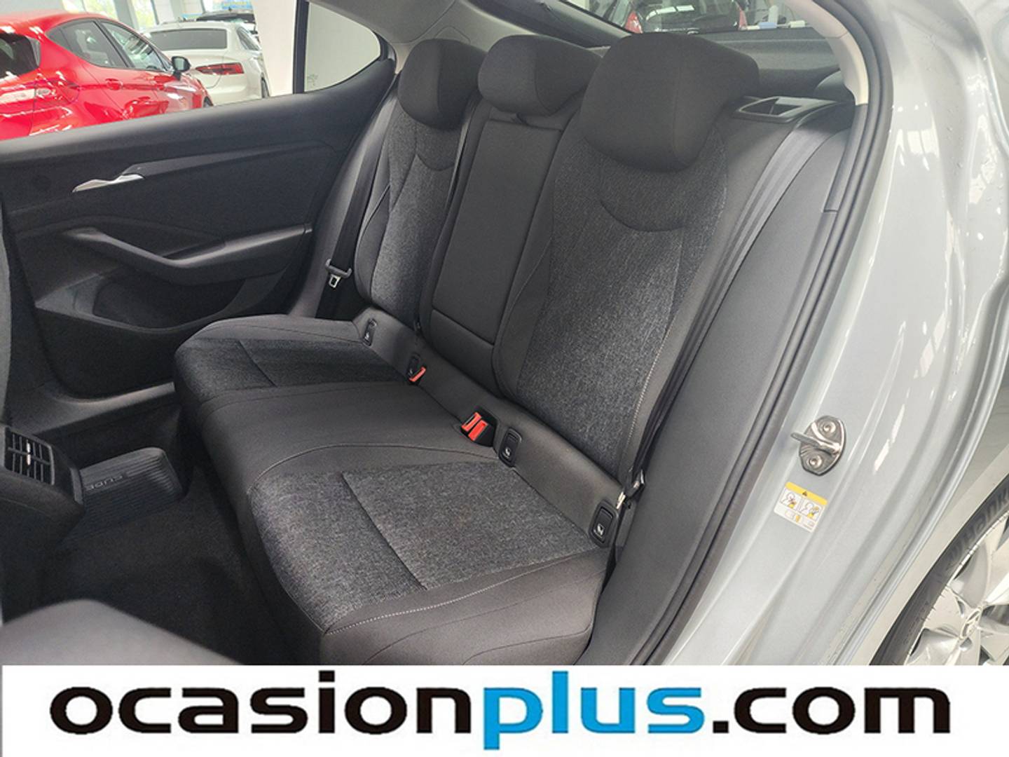 Foto Skoda Superb Skoda Superb 1.5 TSI m-HEV Essence DSG (150 CV)