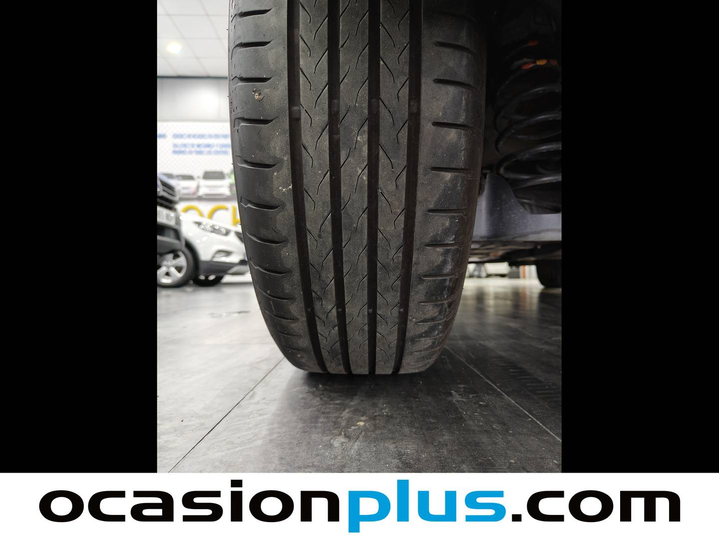 Foto Peugeot 2008 Peugeot 2008 PureTech 130 S&S Allure Pack EAT8 (130 CV)