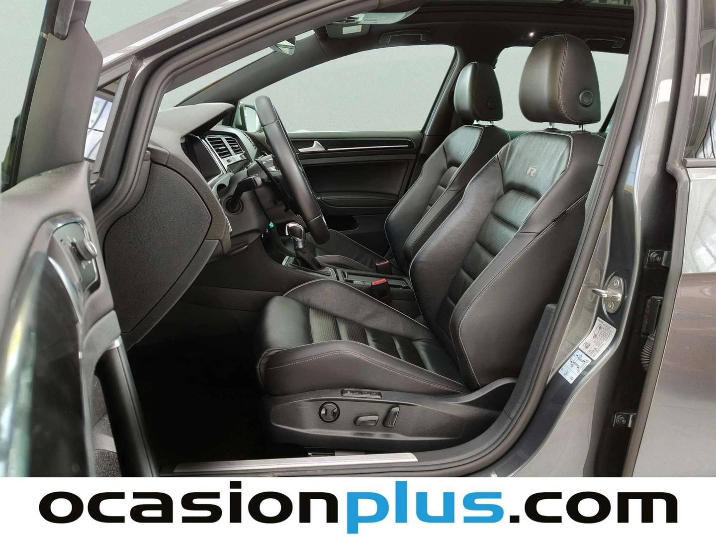 Foto asientos delanteros Volkswagen Golf Volkswagen Golf Variant R 2.0 TSI 4Motion (310 CV) DSG