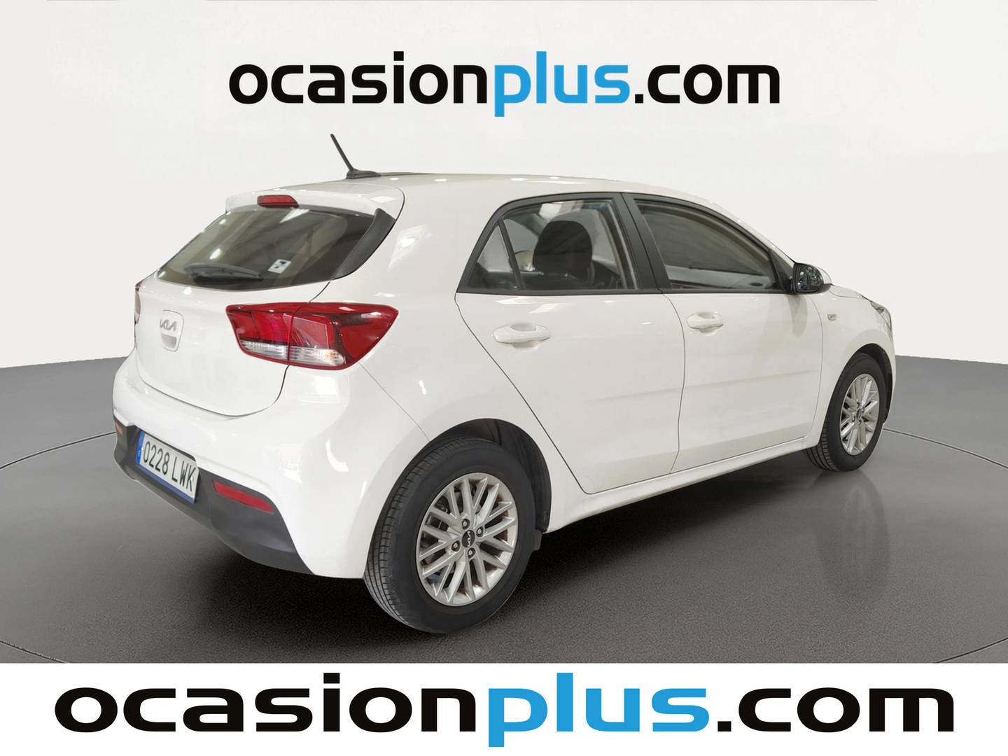 Foto trasera KIA Rio KIA Rio 1.2 DPi Concept (84 CV) izquierda