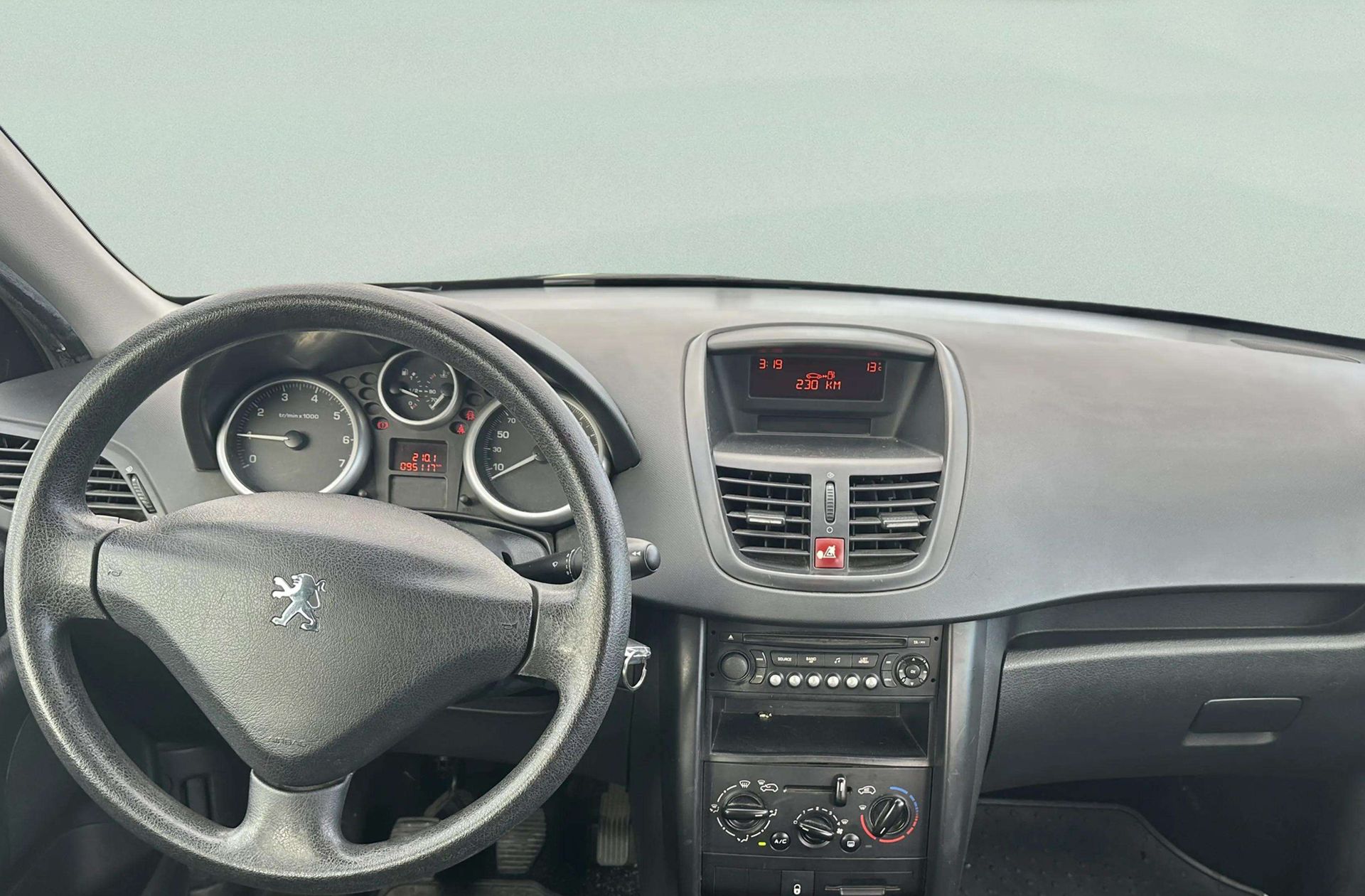Peugeot 207 1.4 Urban - foto 6