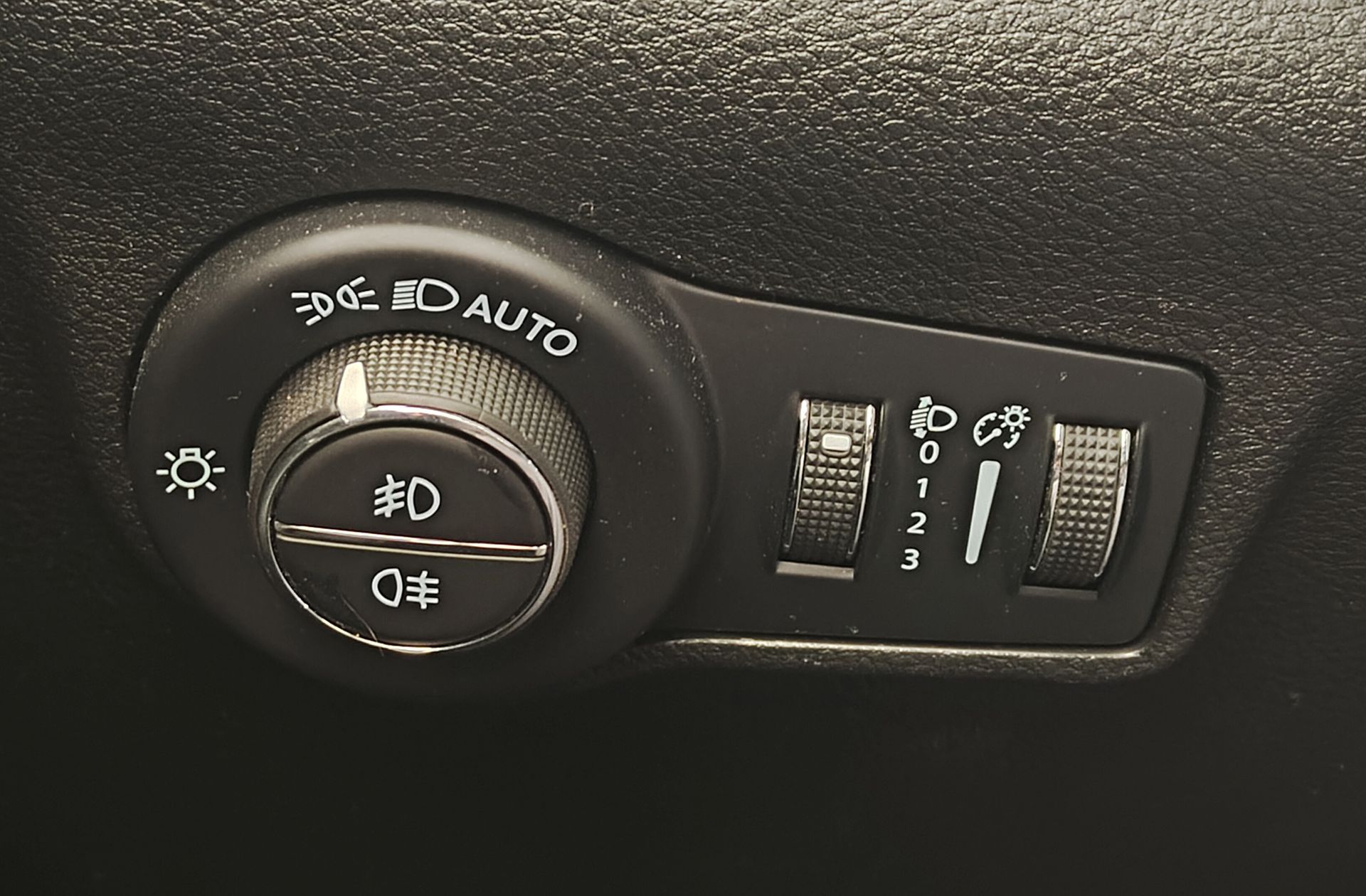 Jeep Compass 1.6 MultiJet Limited 4x2 - foto 20