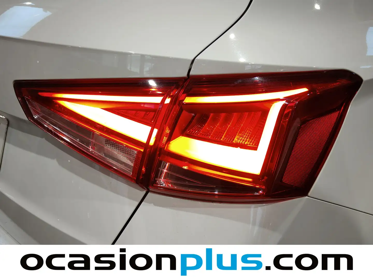 Foto Seat Arona SEAT Arona 1.0 TSI Ecomotive Xcellence (115 CV)