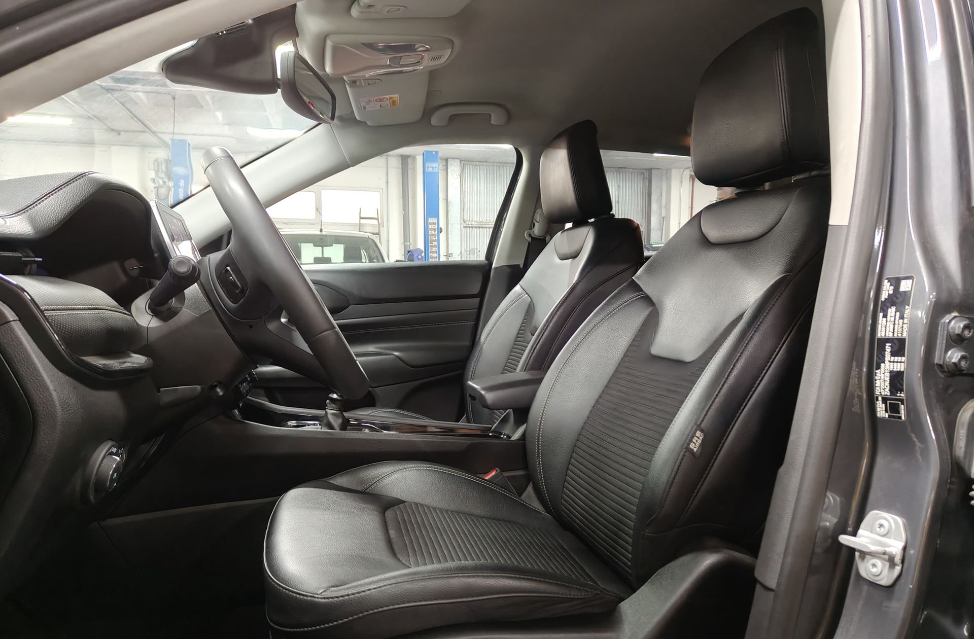 Jeep Compass 1.3 Gse Night Eagle FWD - foto 11