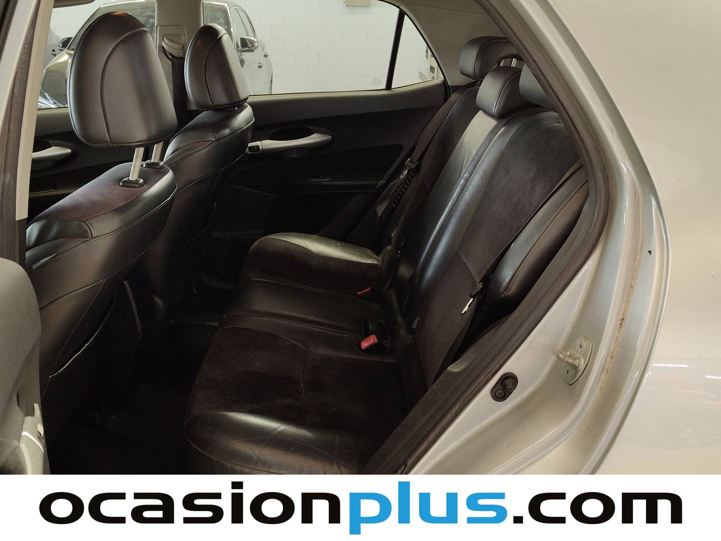 Foto asientos traseros Toyota Auris Toyota Auris 1.8 Hybrid Advance (136 CV)