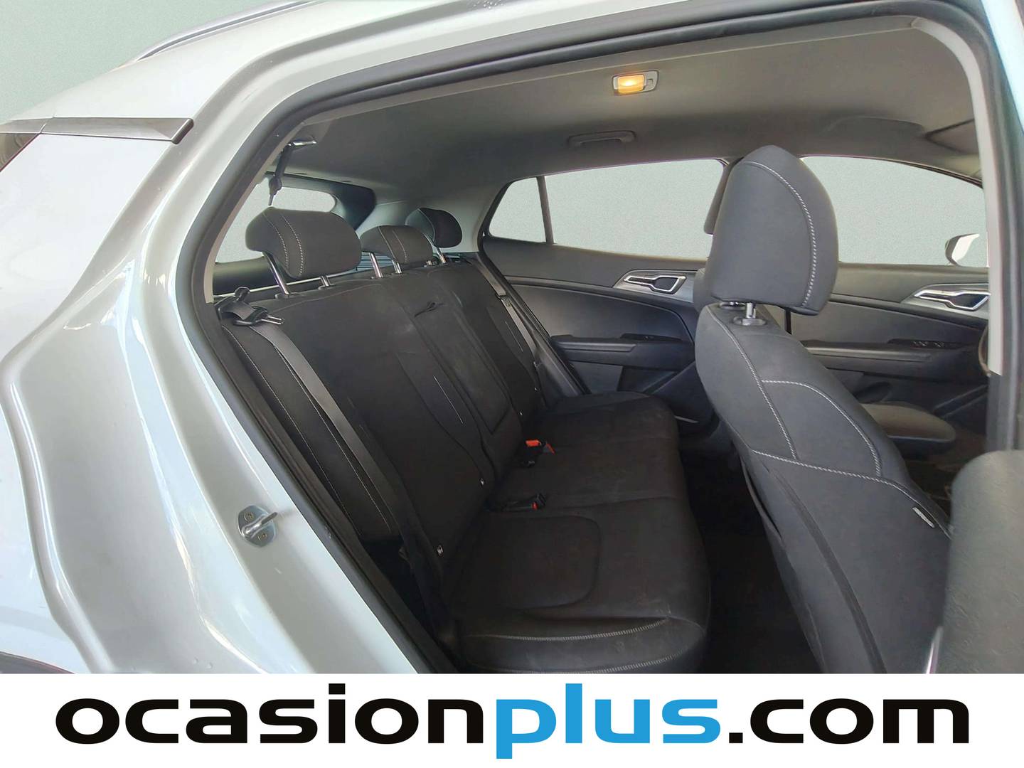 Foto KIA Sportage Kia Sportage 1.6 CRDi MHEV Business 4x2 (136 CV)