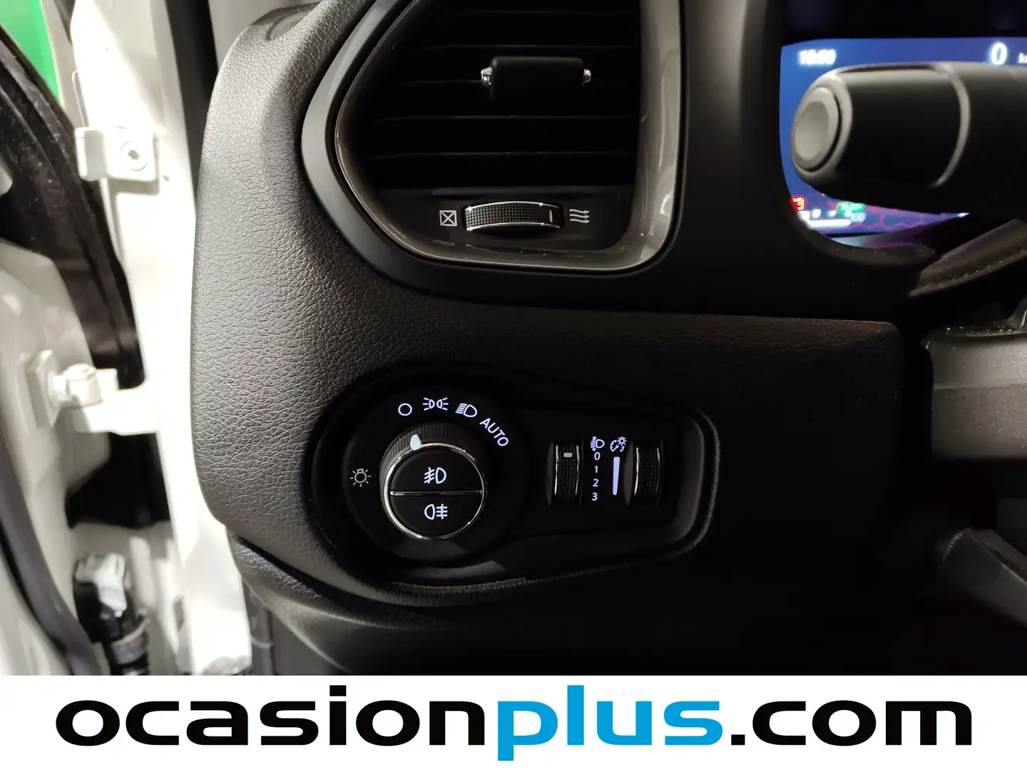 Foto Jeep Renegade Jeep Renegade eHybrid 1.5 Altitude DCT (130 CV)