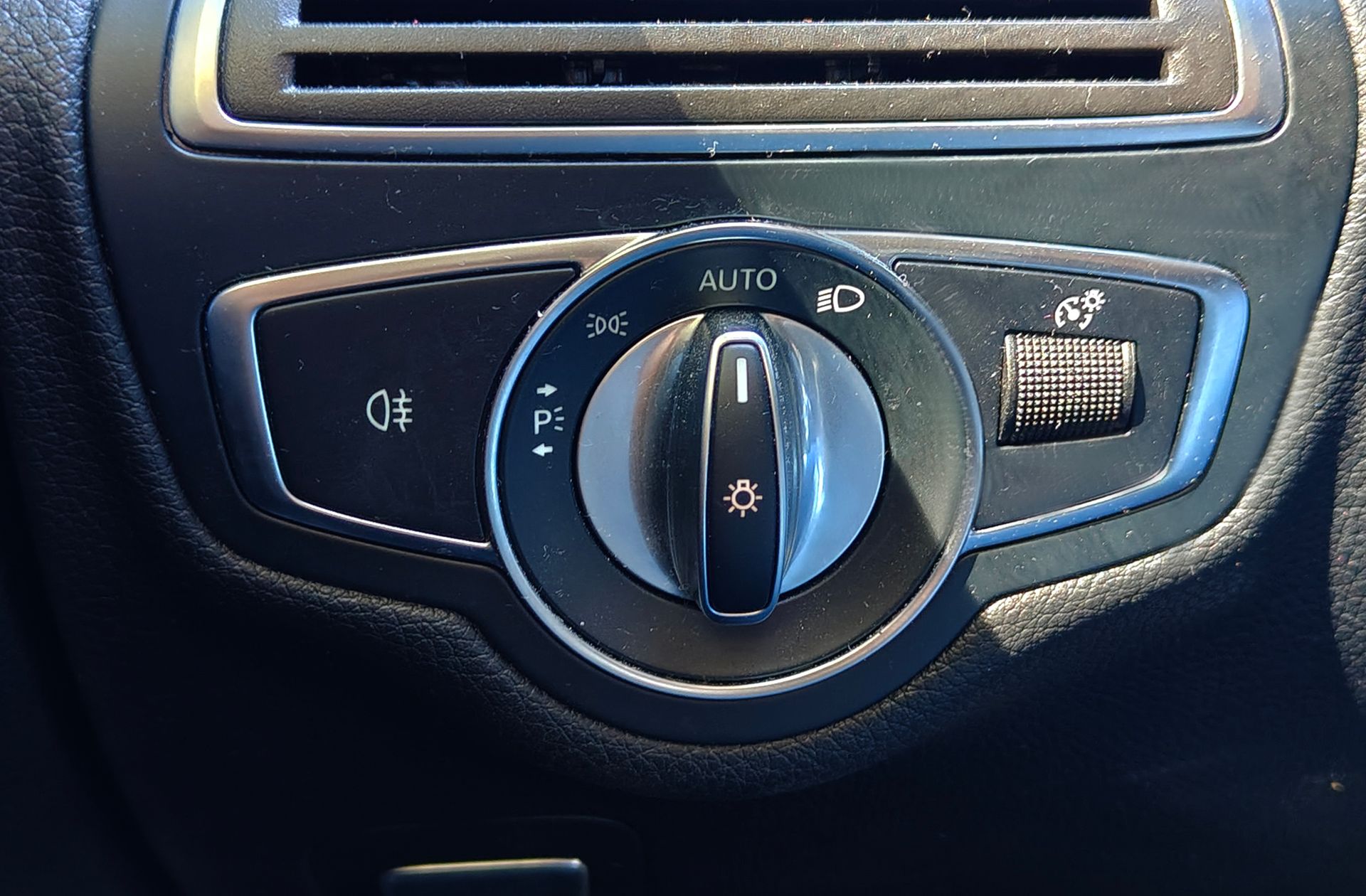 Mercedes-Benz Clase C 200 - foto 25