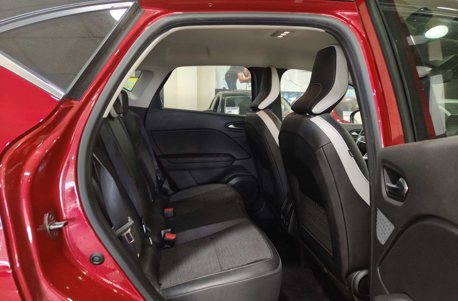 Renault Captur Techno TCe - foto 19