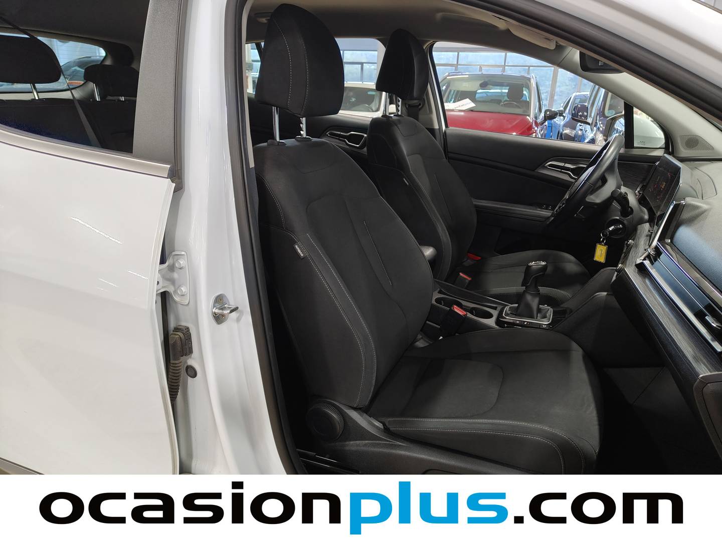Foto KIA Sportage Kia Sportage 1.6 CRDi MHEV Business 4x2 (136 CV)