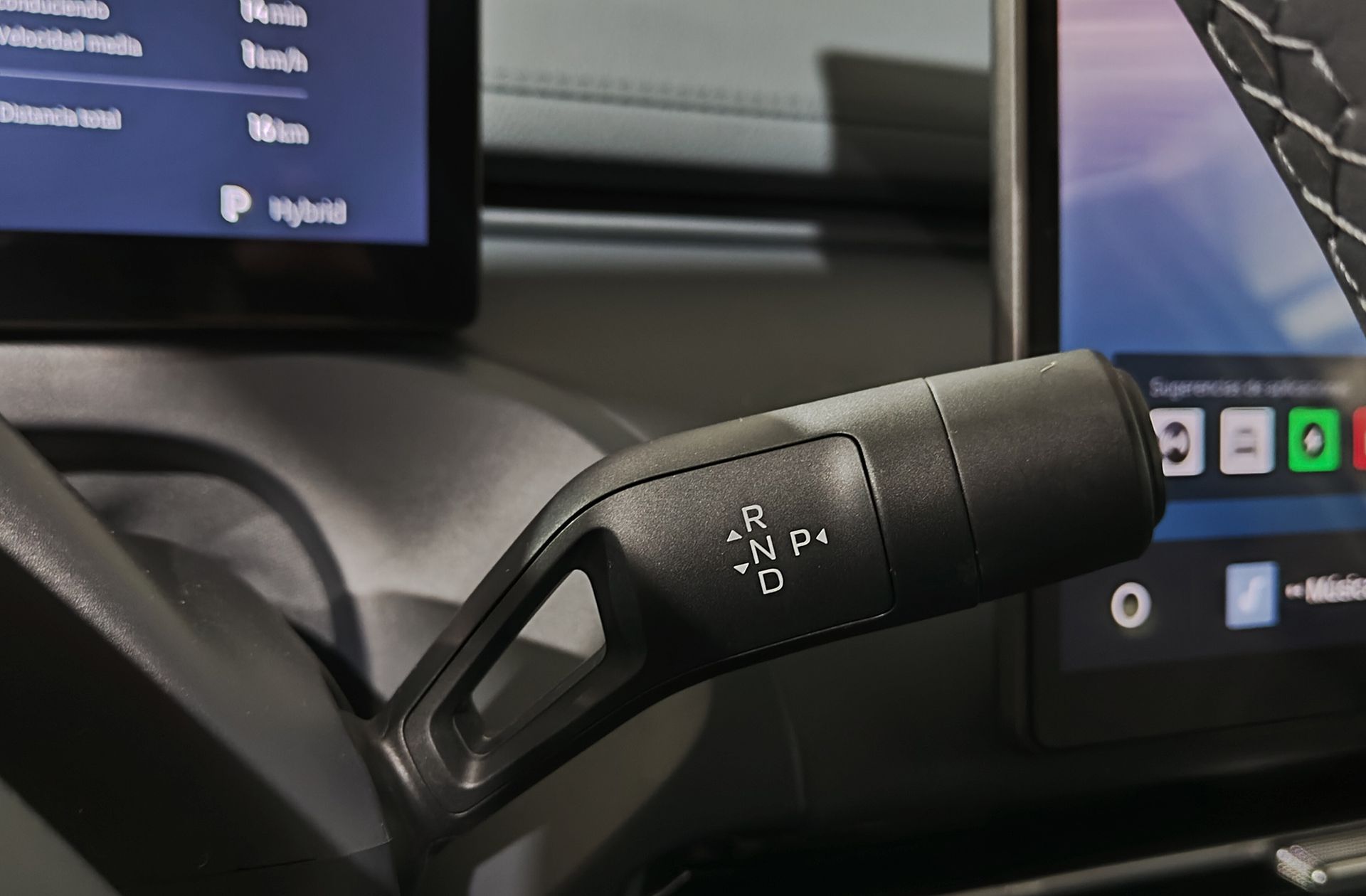 Geely Starray EM-i 1.5 PHEV Pro - foto 5
