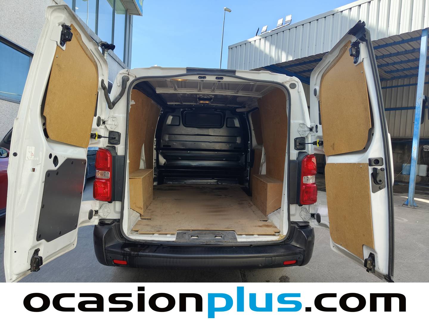Fotos maletero Opel Vivaro Opel Vivaro 1.5 Diésel L Incrementada Select (102 CV)