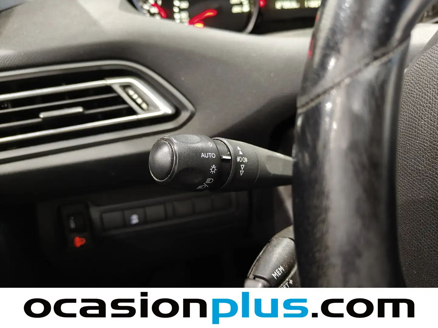 Foto Peugeot 308 Peugeot 308 PureTech 130 S&S Style (130 CV)