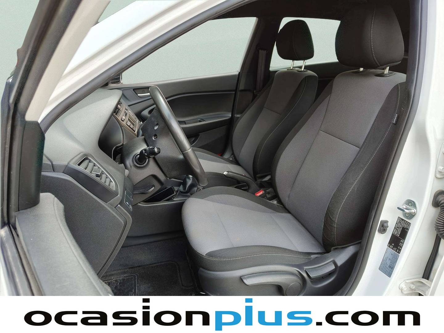 Foto asientos delanteros Hyundai i20 Hyundai i20 1.2 MPI Fresh (84 CV)