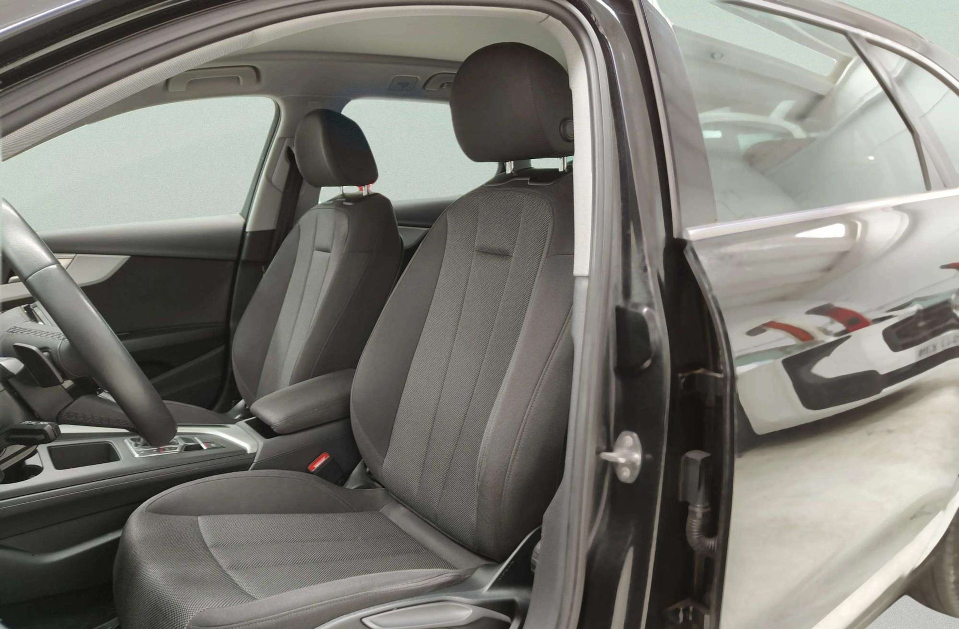 Audi A4 Avant Advanced 35 TFSI S tronic - foto 12