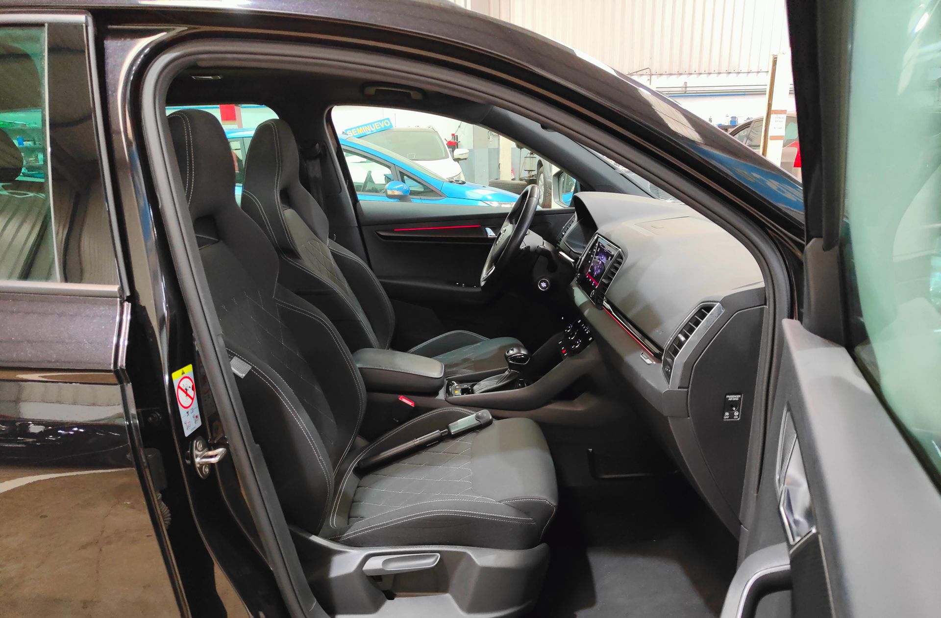 Škoda Karoq 1.5 TSI ACT Sportline DSG - foto 22