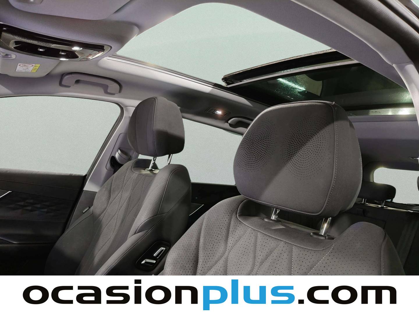 Extras y acabados del EBRO S800 EBRO S800 1.6 TGDI Luxury DCT (147 CV) 7 Plazas