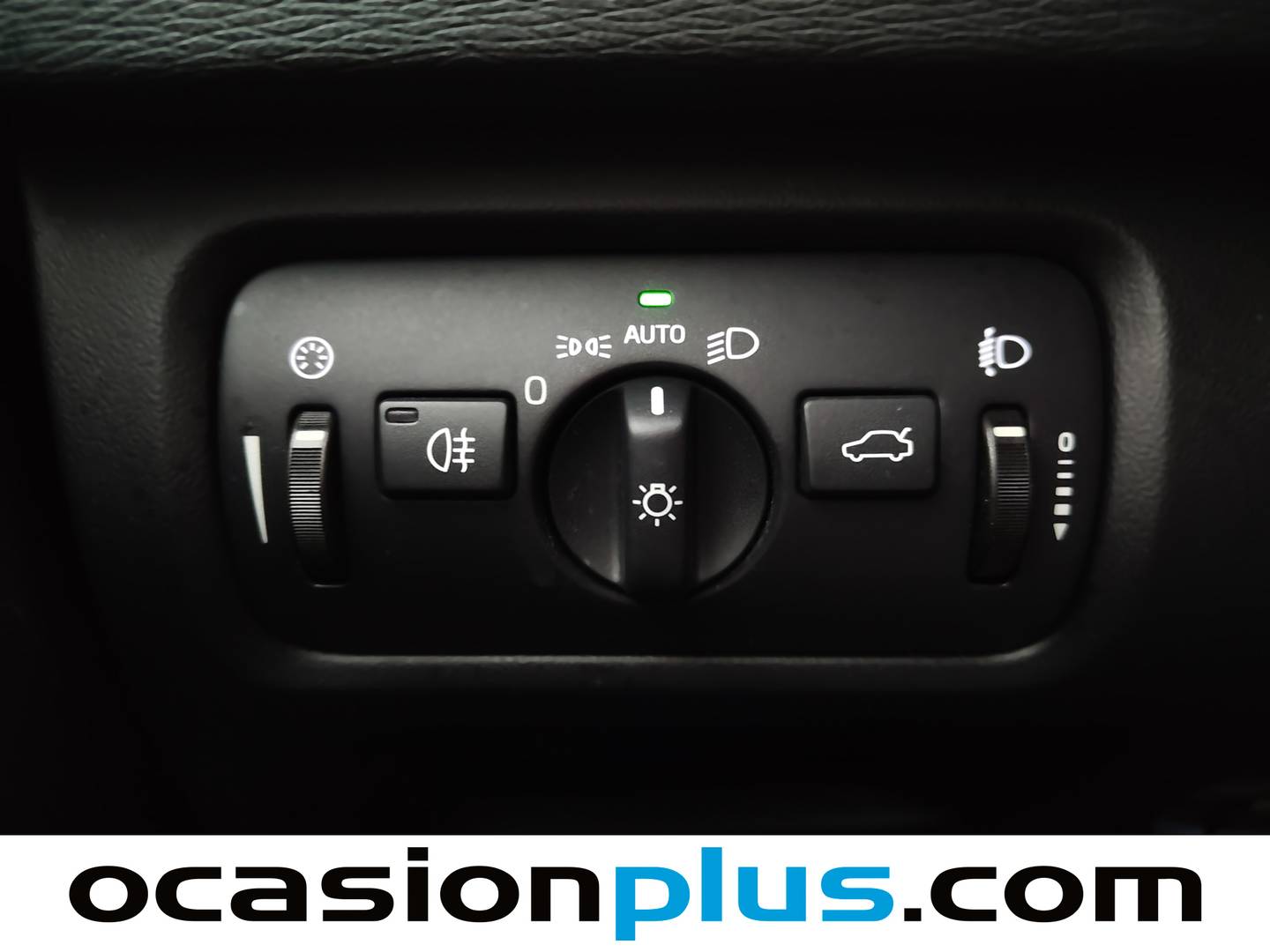 Extras del Volvo V40 Volvo V40 D3 Momentum Auto (150 CV)