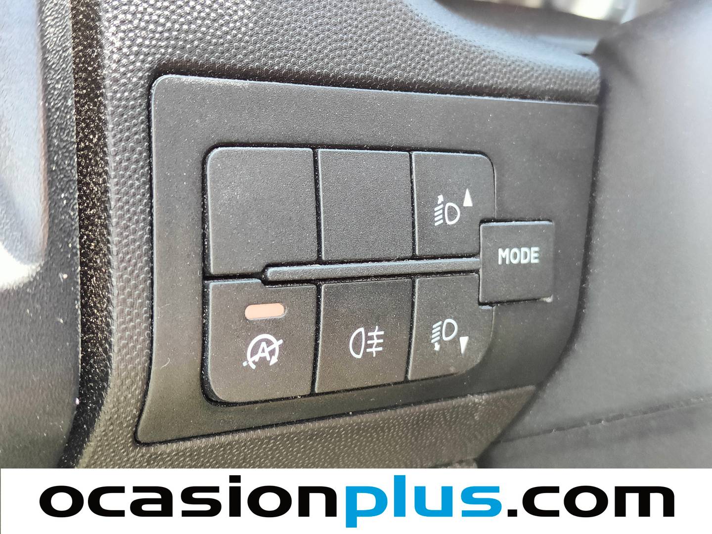 Extras del Opel Movano Opel Movano Furgon 2.2 BlueHDi Base L3H2 3.5T (140 CV)