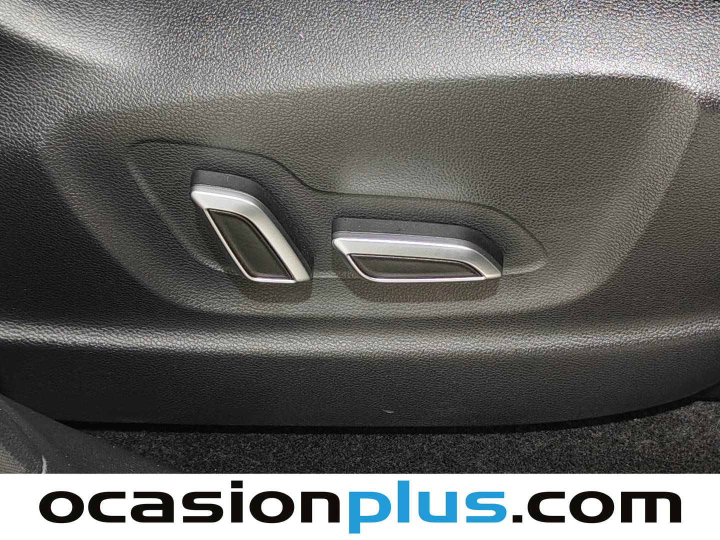 Foto MG eHS MG eHS 1.5 T-GDI PHEV Luxury (258 CV)