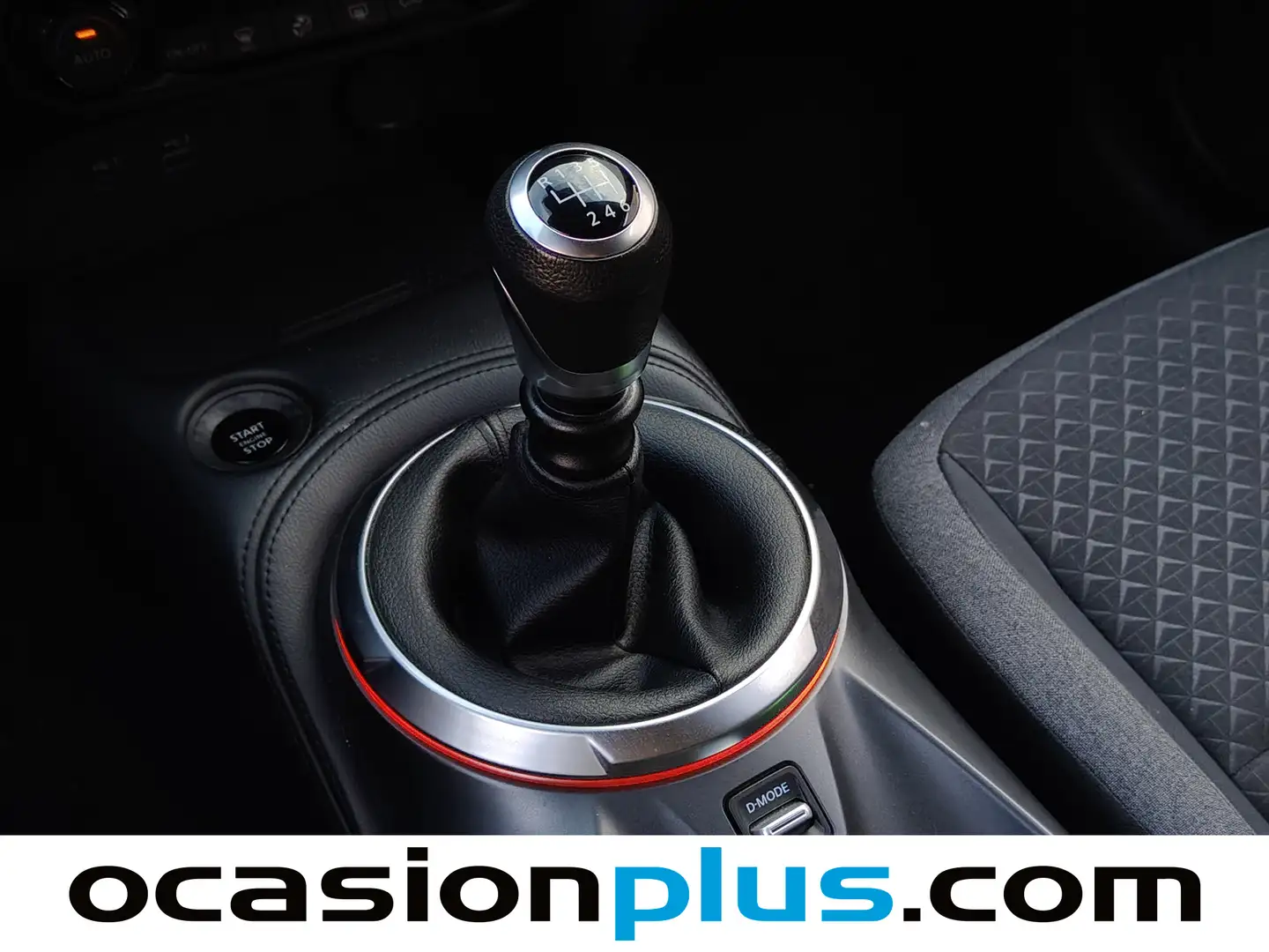 Foto Nissan JUKE Nissan Juke DIG-T N-Connecta 4x2 (114 CV)