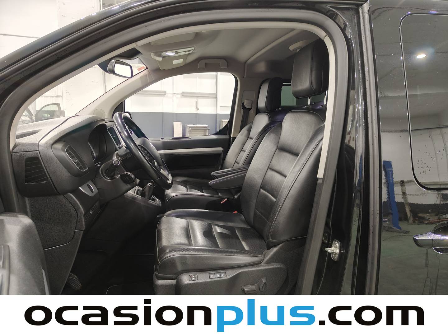 Foto asientos delanteros Citroën Spacetourer Citroën Spacetourer BlueHDi 150 Talla M Business Lounge (150 CV) 7 Plazas