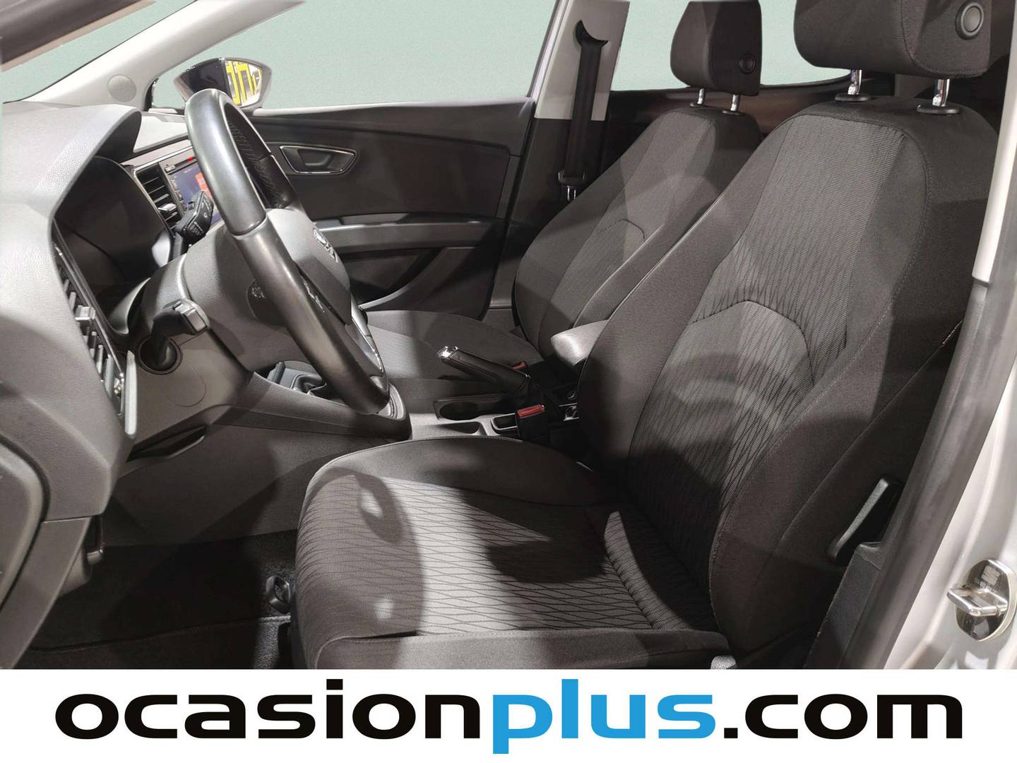 Foto asientos delanteros Seat León SEAT León 1.6 TDI S&S Style (110 CV)