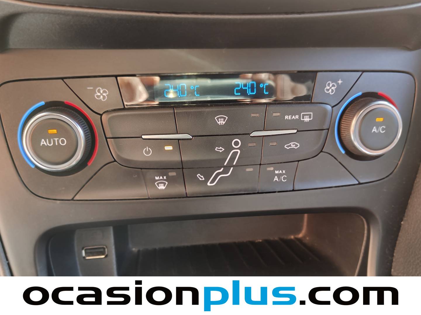 Foto Ford Focus Ford Focus 1.5 TDCI ST-Line (120 CV)