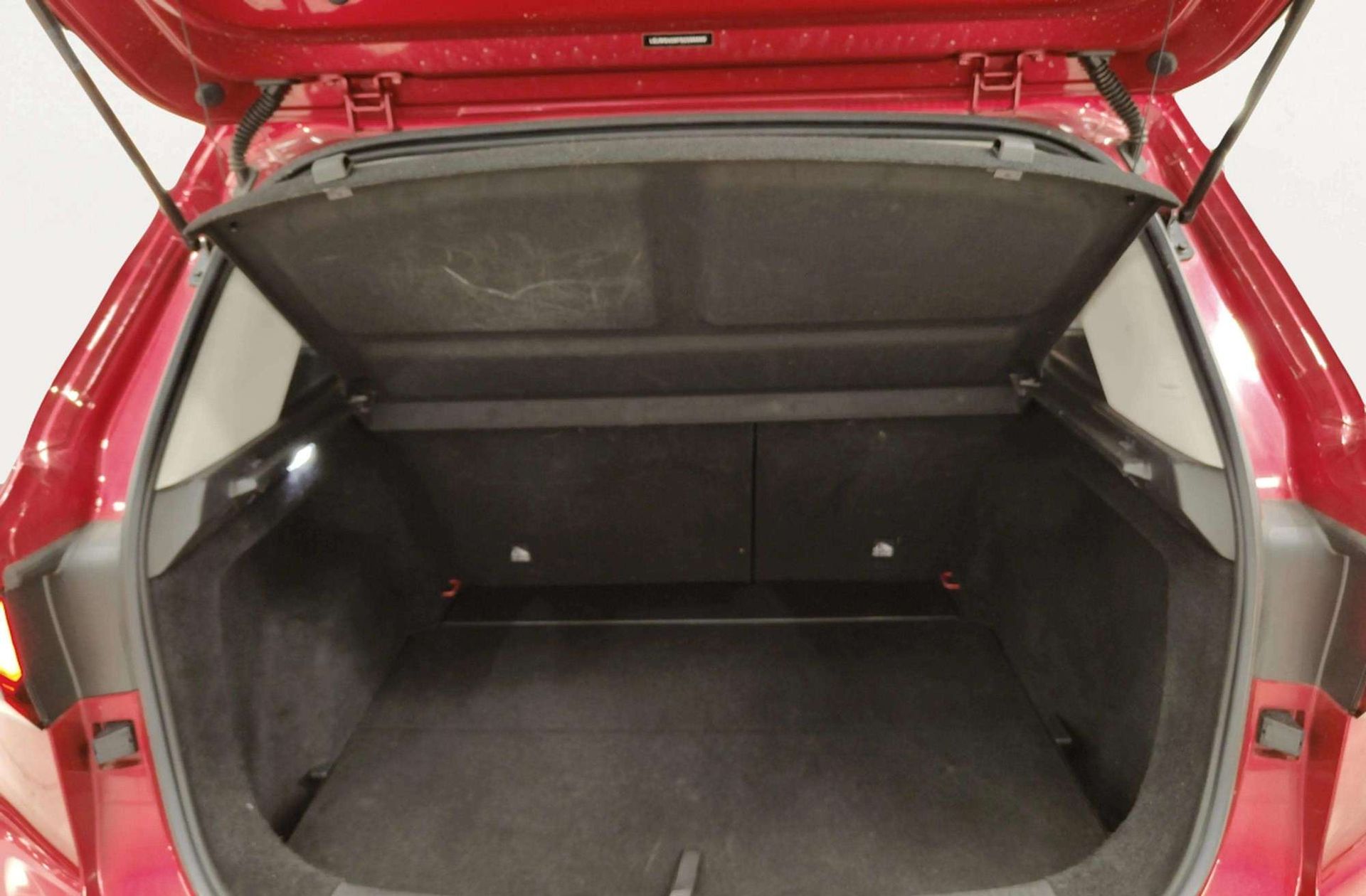 MG ZS 1.5 Hybrid+ Luxury - foto 19