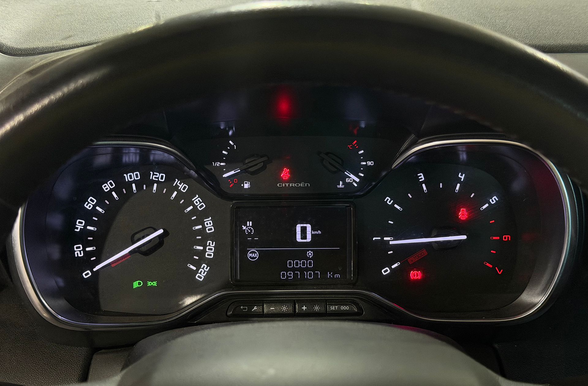 Citroën C3 Aircross PureTech 110 Plus - foto 21