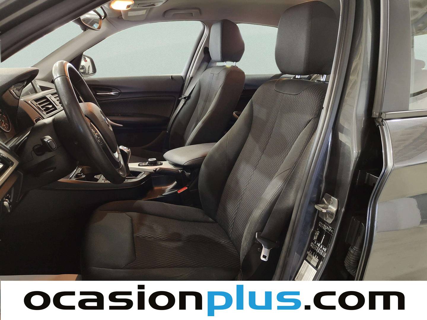 Foto asientos delanteros BMW Serie 1 BMW Serie 1 116i (109 CV)