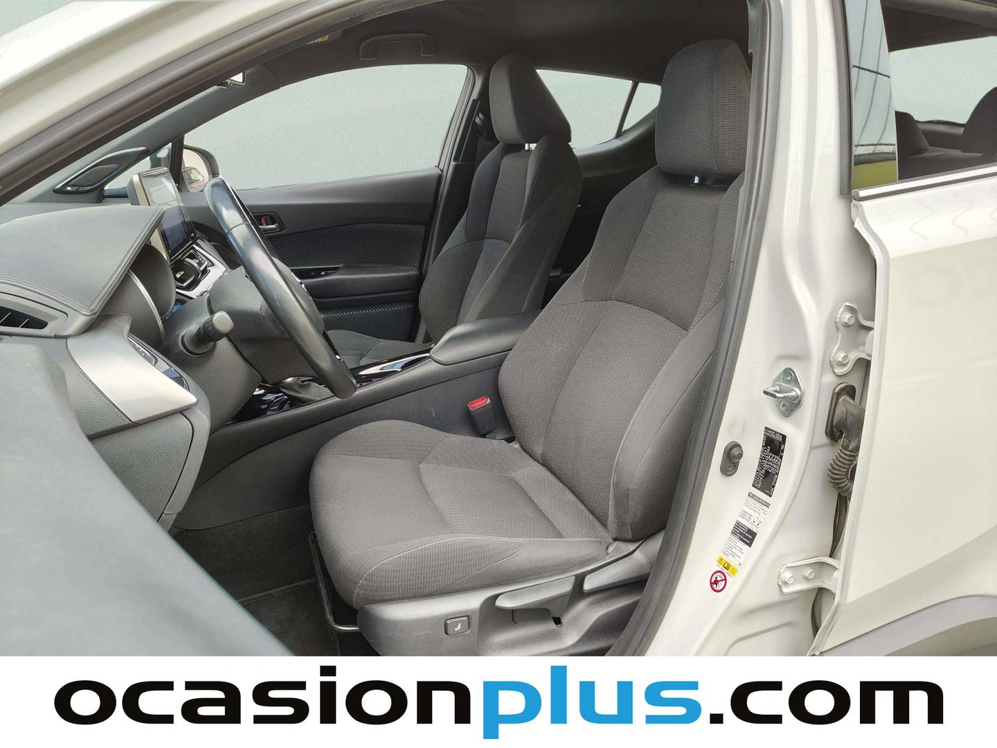 Foto asientos delanteros Toyota C-HR Toyota C-HR 1.8 125H Advance (122 CV)