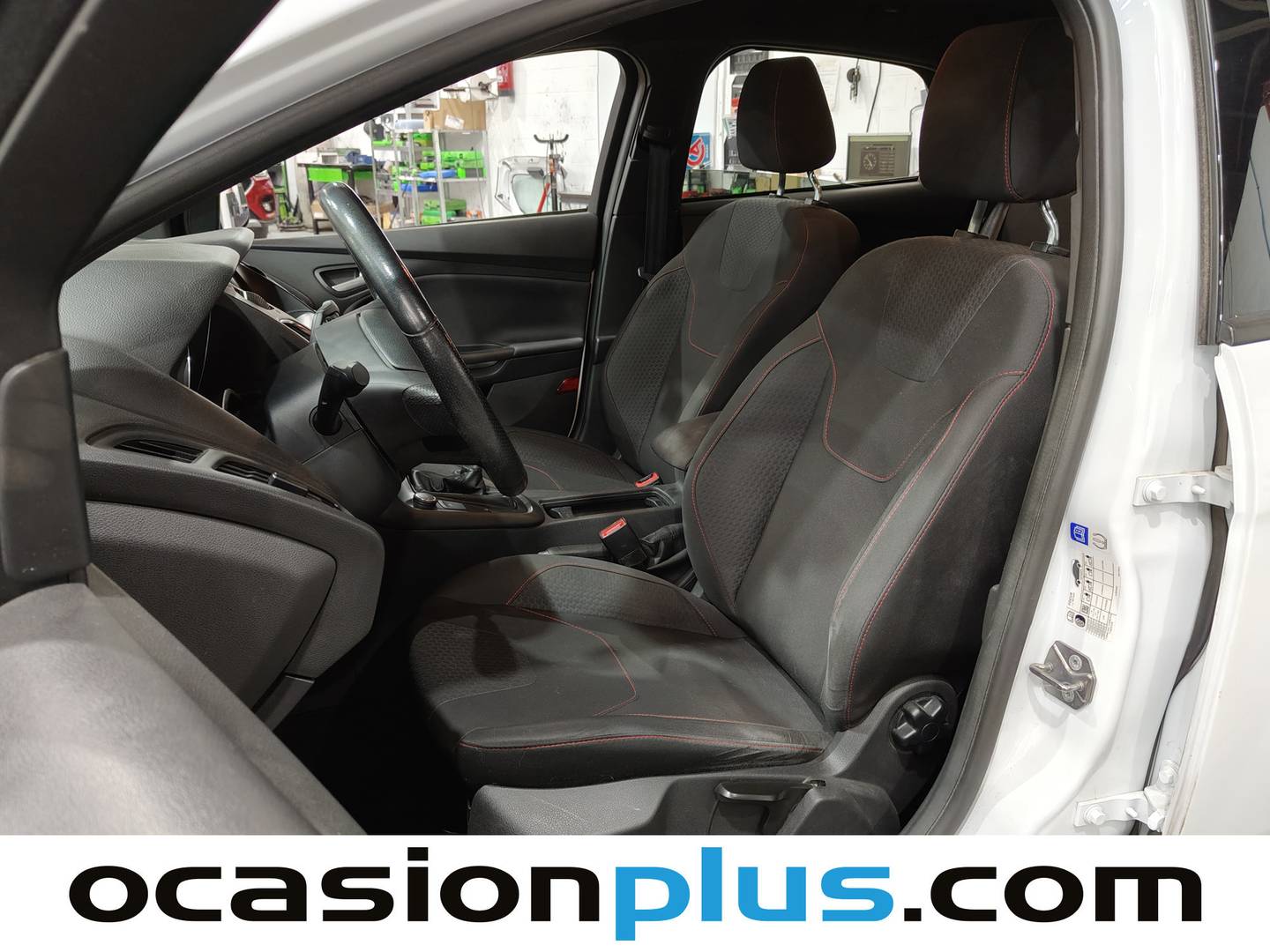 Foto asientos delanteros Ford Focus Ford Focus 1.0 Ecoboost S&S ST-Line (125 CV)