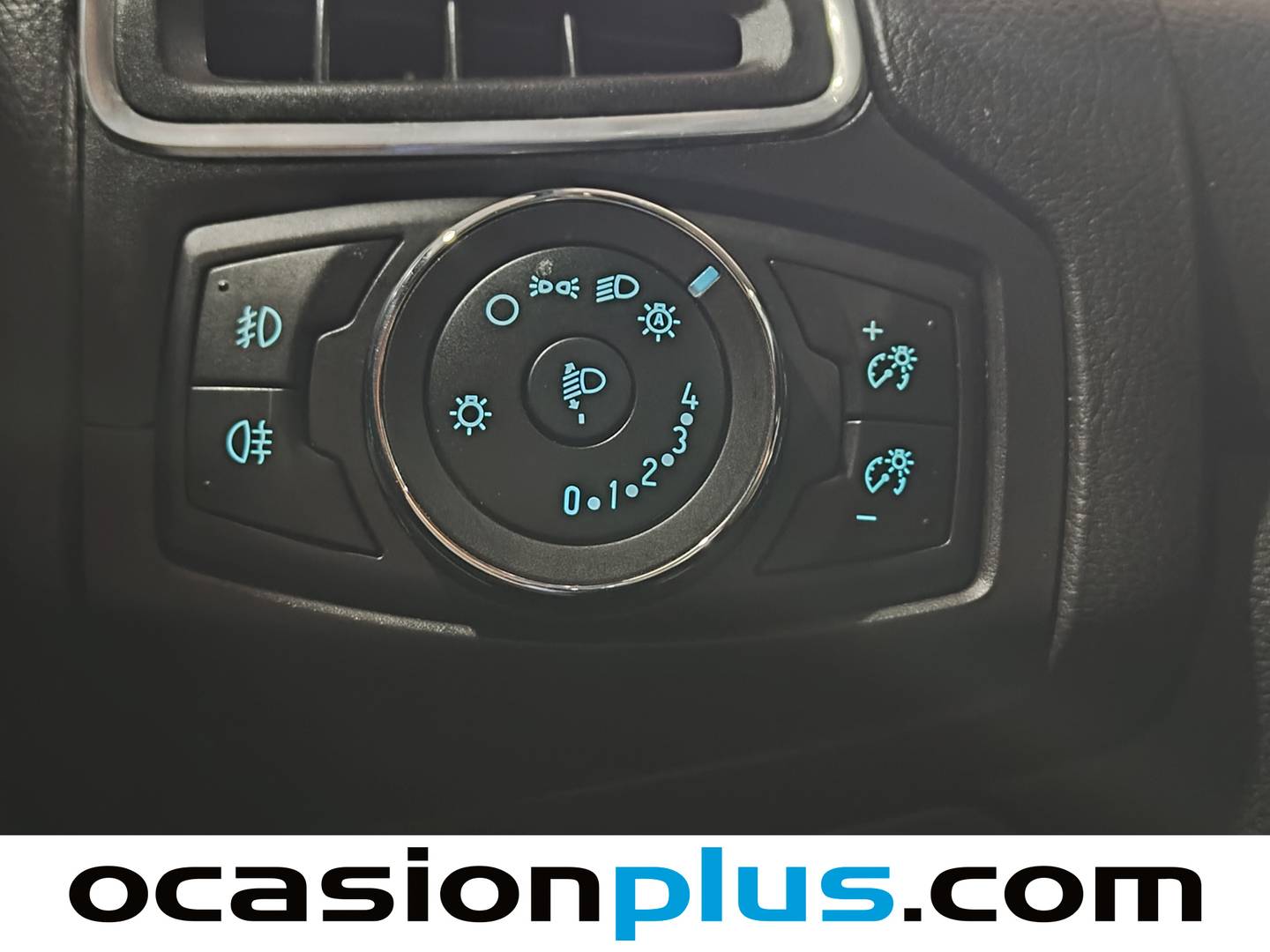 Extras y acabados del Ford Focus Ford Focus 1.6 TI-VCT Trend Powershift (125 CV)
