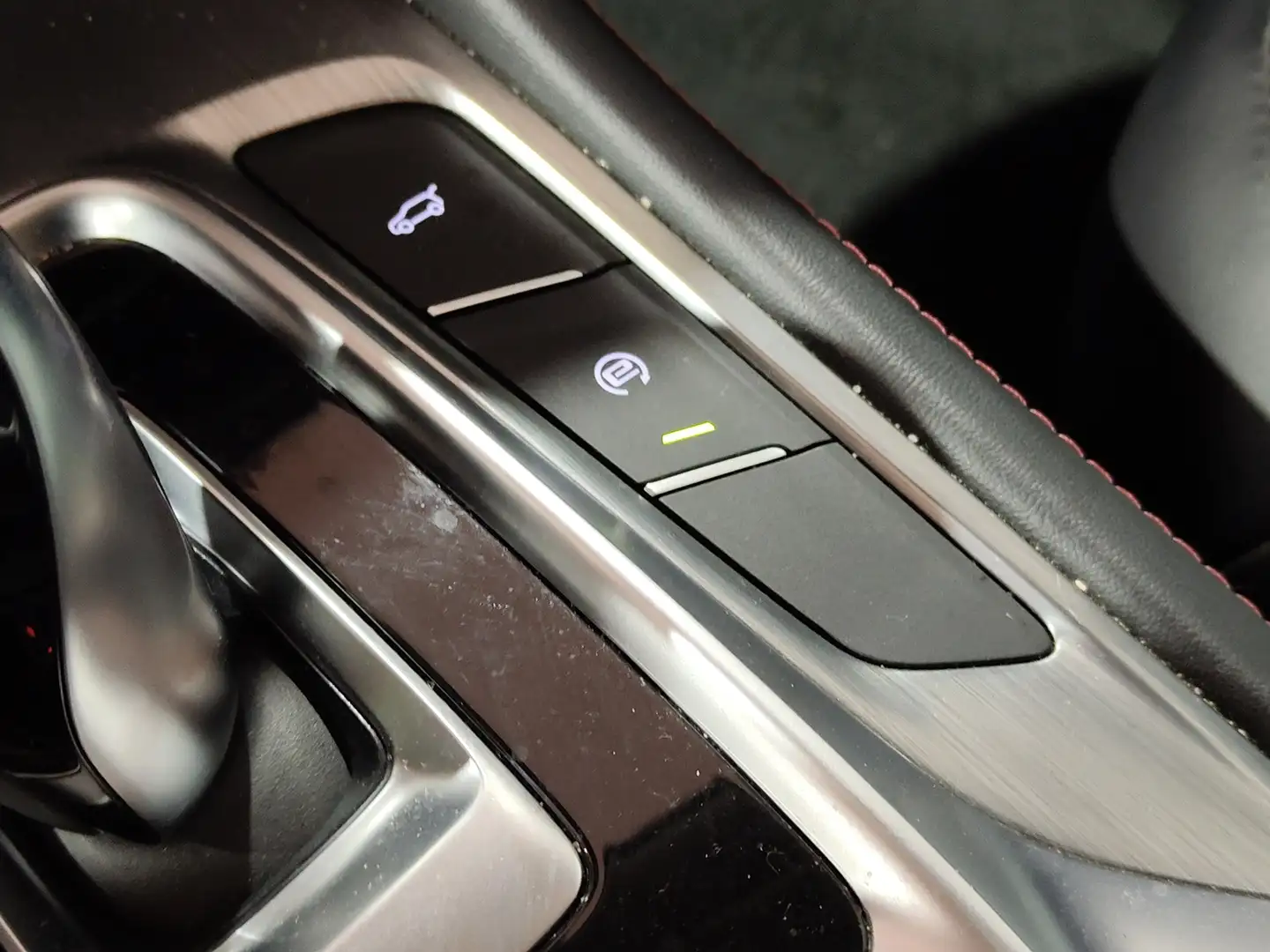 Foto MG HS MG HS 1.5 Turbo GDI Luxury DCT (162 CV)