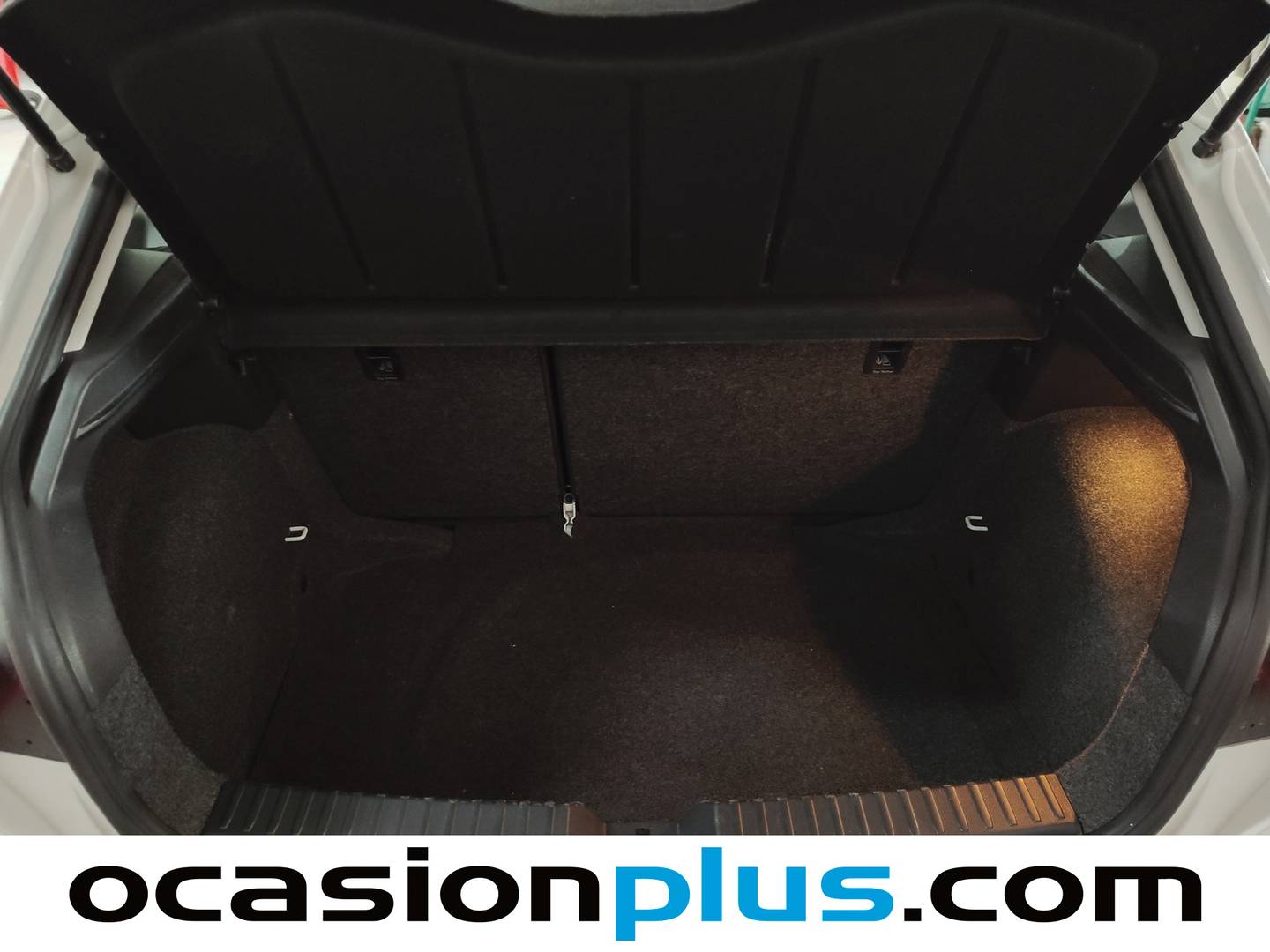 Fotos maletero Seat Ibiza Seat Ibiza 1.0 TSI Style XL (110 CV)