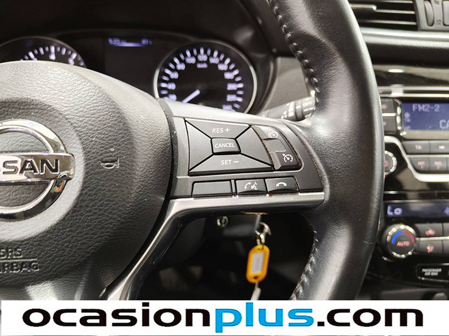 Equipamiento del Nissan QASHQAI Nissan Qashqai DIG-T 115 Acenta 4x2 XTronic (115 CV)