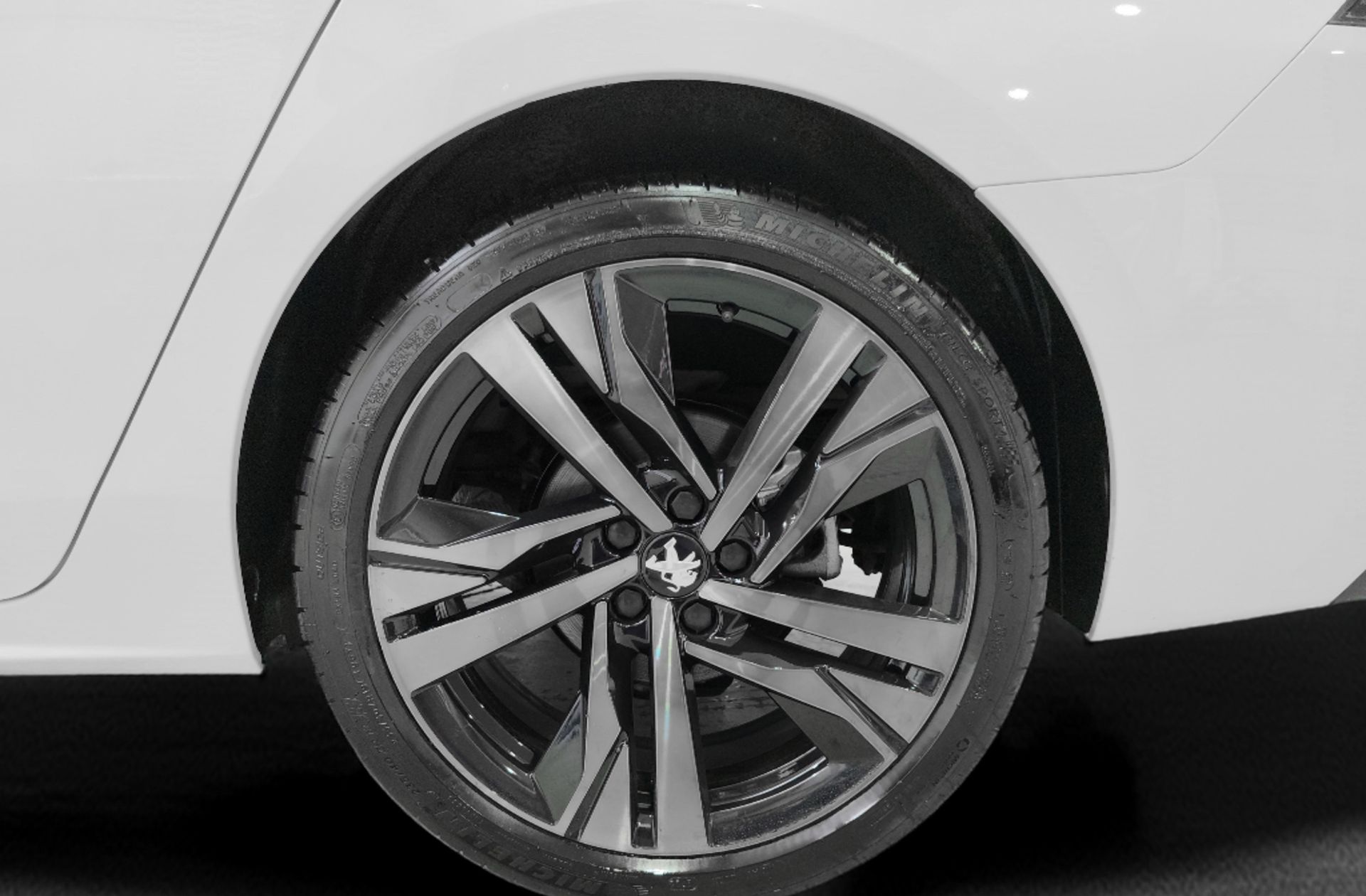 Peugeot 508 BlueHDi 130 GT EAT8 - foto 42