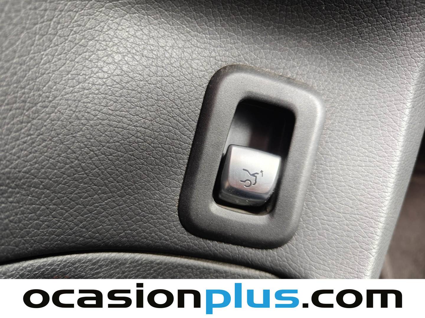 Extras del Mercedes Clase C Mercedes Clase C C 220 BlueTEC AMG Line (170 CV)