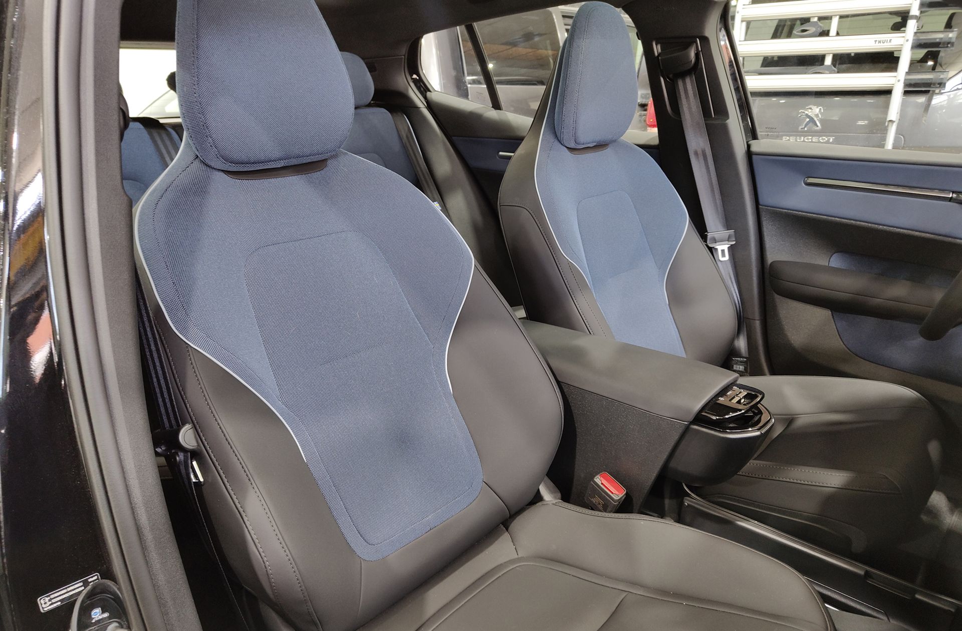 Volvo EX30 Twin Motor Ultra AWD - foto 19
